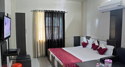 Malik Residency Room Type - SUPER DELUXE AC ROOM