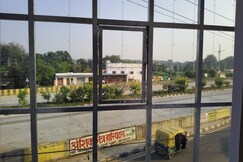 HOTEL R J