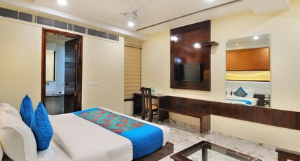 The Grand Uddhav Room Type - Standard Double Room ( Non AC)