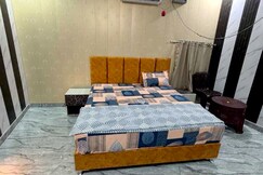 Hotel O by OYO The Family Palace