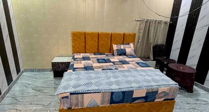 Hotel O by OYO The Family Palace Room Type - Classic
