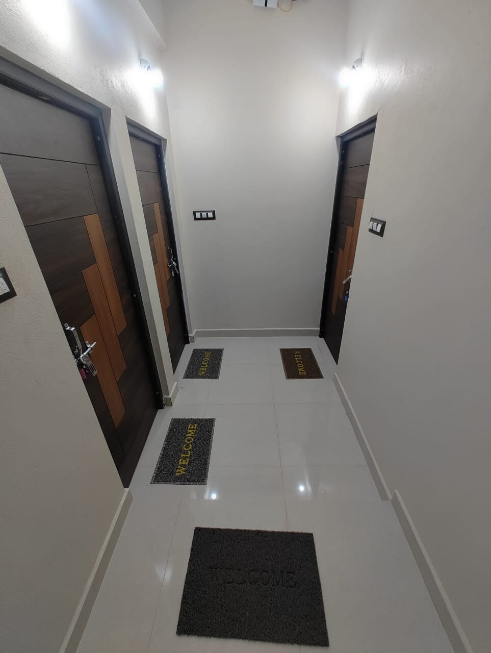 YATRI HIGHWAY HOME STAY - Tap to explore photos