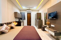 1RK Studio near Vijay Nagar | Cozy Private Stay