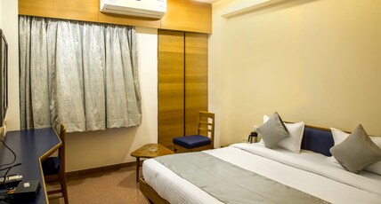 Hotel Grand Unity Room Type - STANDARD KING BED