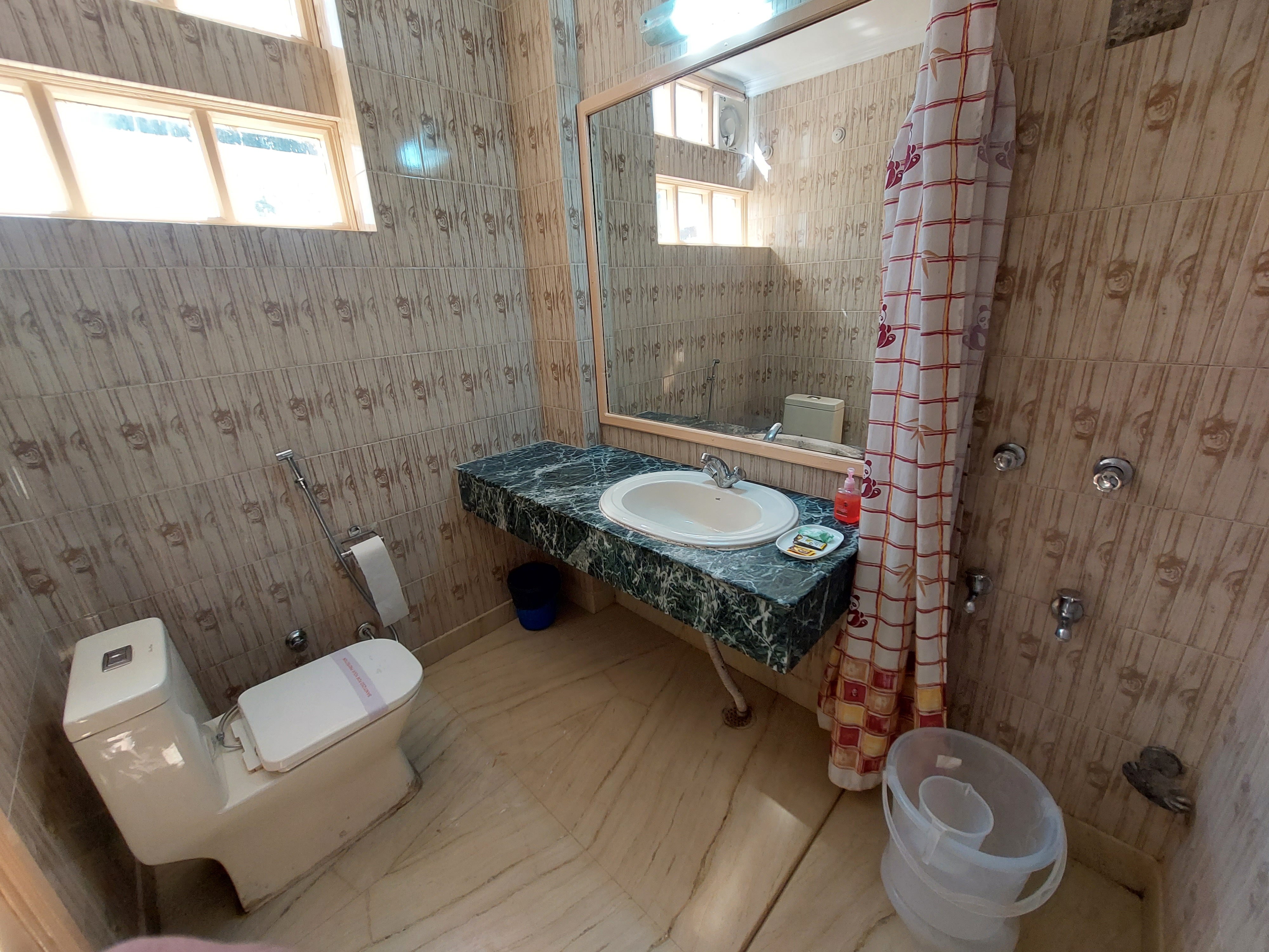 Hotel Bali Resort - Tap to explore photos