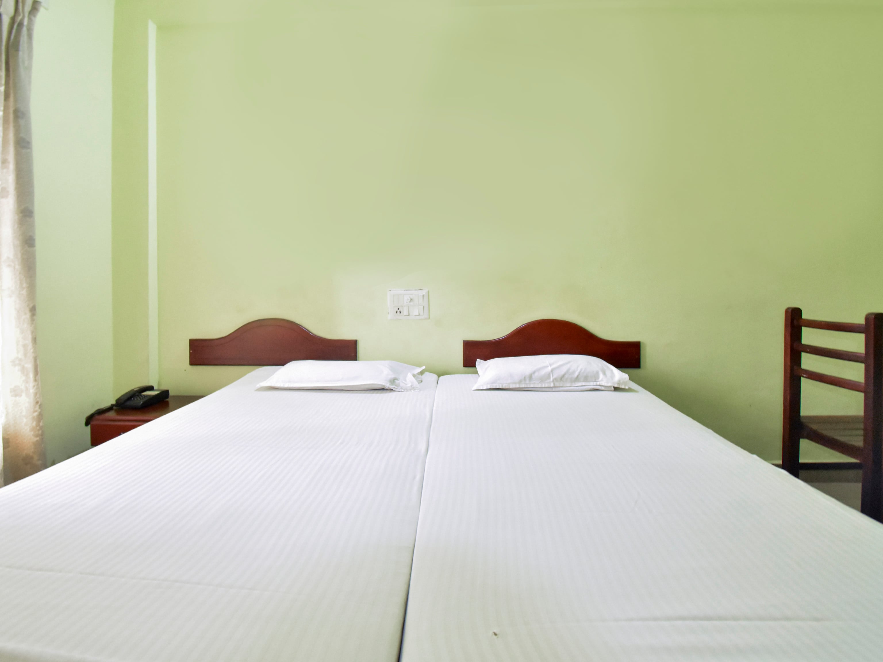 YMCA INTERNATIONAL YOUTH CENTRE, PALARIVATTOM, COCHIN - Tap to explore photos