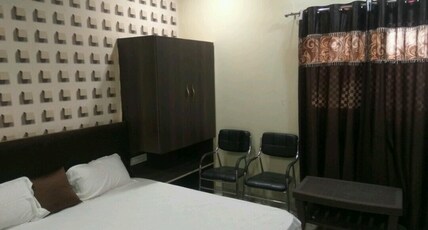 Hotel Geeta Residency Room Type - AC ROOM