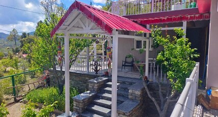 Nature's Vibe Stays luxury Villa with an orchard Room Type - 2BHK Cottage with Living Area