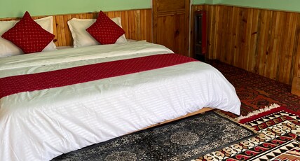 Applewood haven orchard stay jibhi Room Type - Bedroom 1
