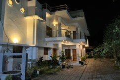NAINAS RESIDENCY ALAPPUZHA