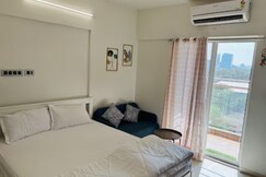 Spacious studio near Pune Airport