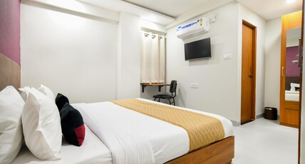 Aceotel Inn, Vijay Nagar Room Type - Ace Deluxe Room