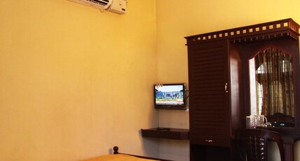 Karakkatt Holiday Home | Rooms & Caretaker Room Type - Ac Room