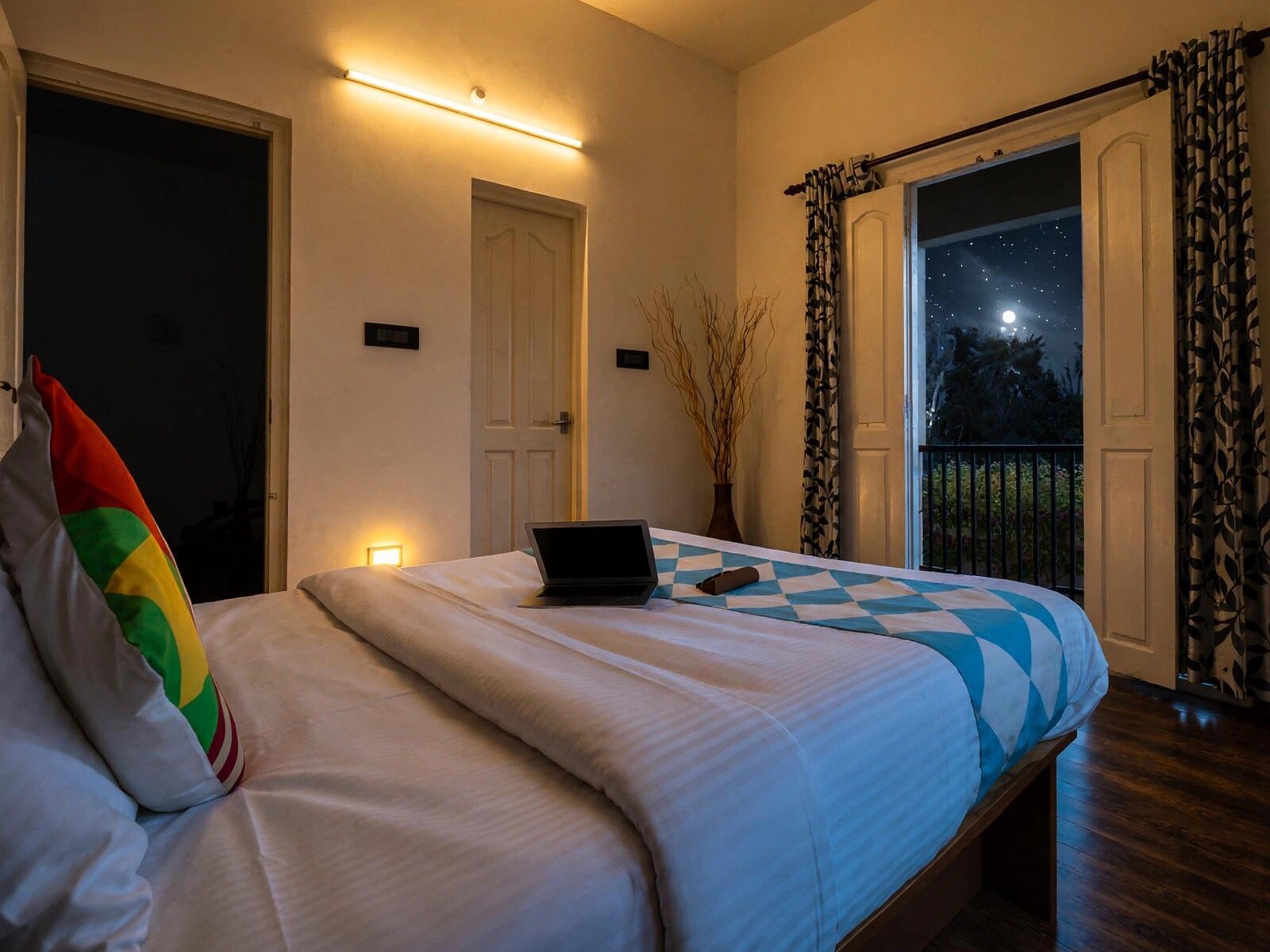 Forest View Homestay - Tap to explore photos