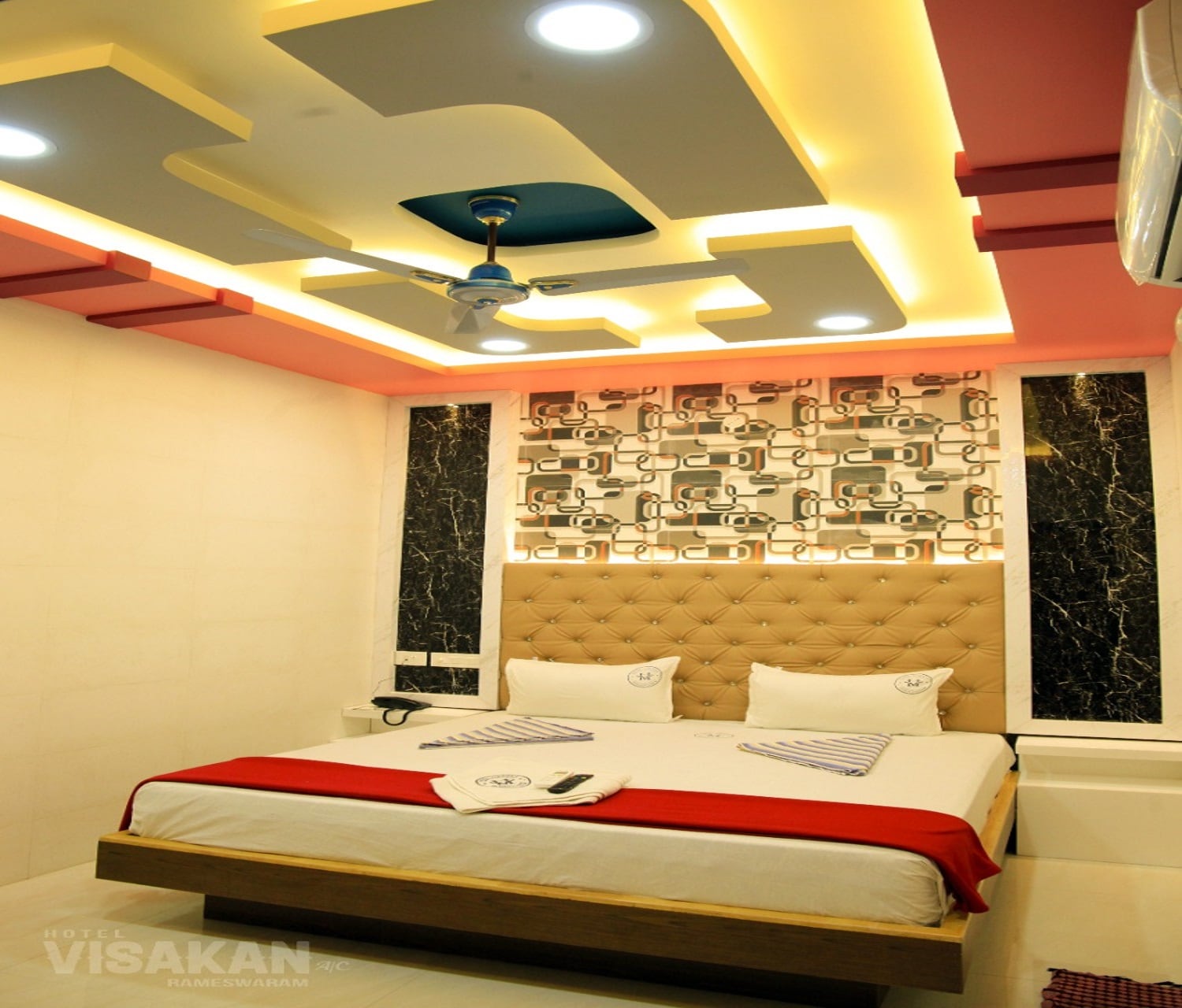 HOTEL VISAKAN - Tap to explore photos