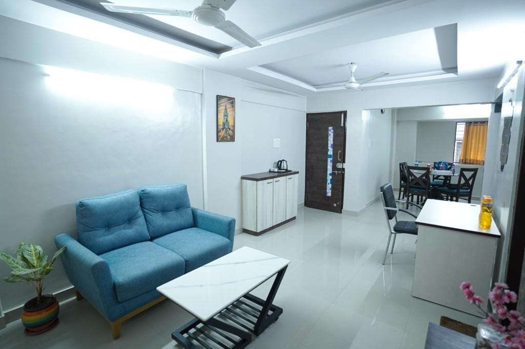 Sparks Fly Serviced Apartments Vashi Navi Mumbai - Tap to explore photos