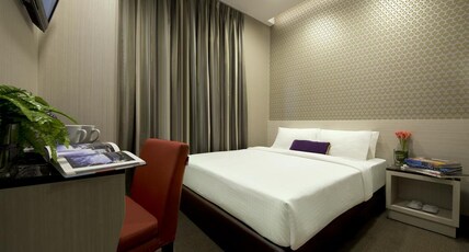 V Hotel Bencoolen Room Type - Superior Double Room Only