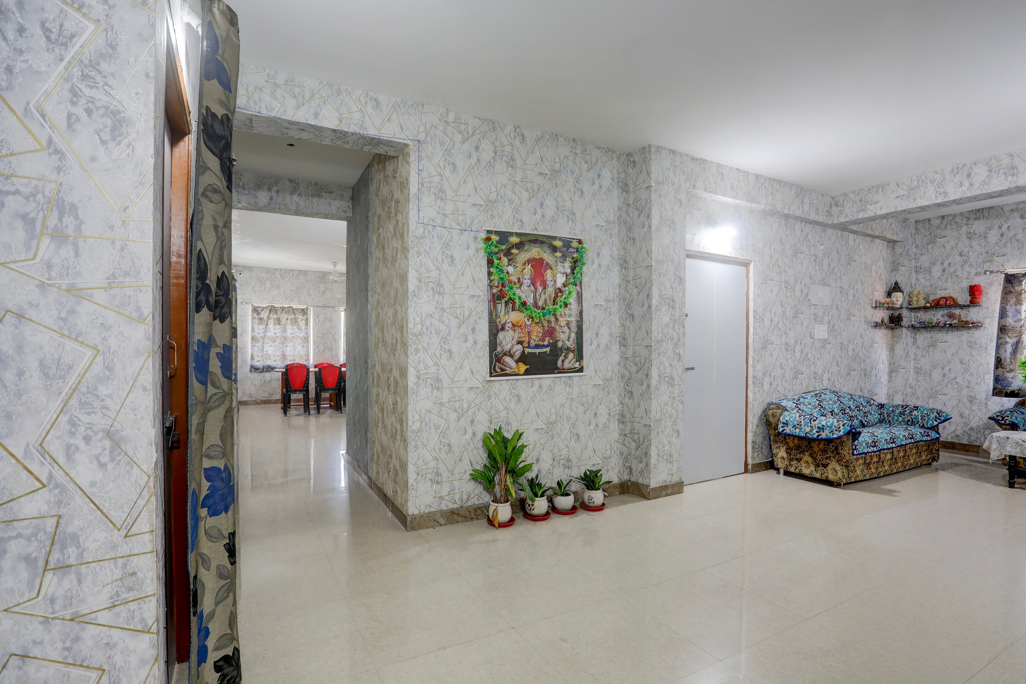 Super Hotel O Executive Inn - Tap to explore photos