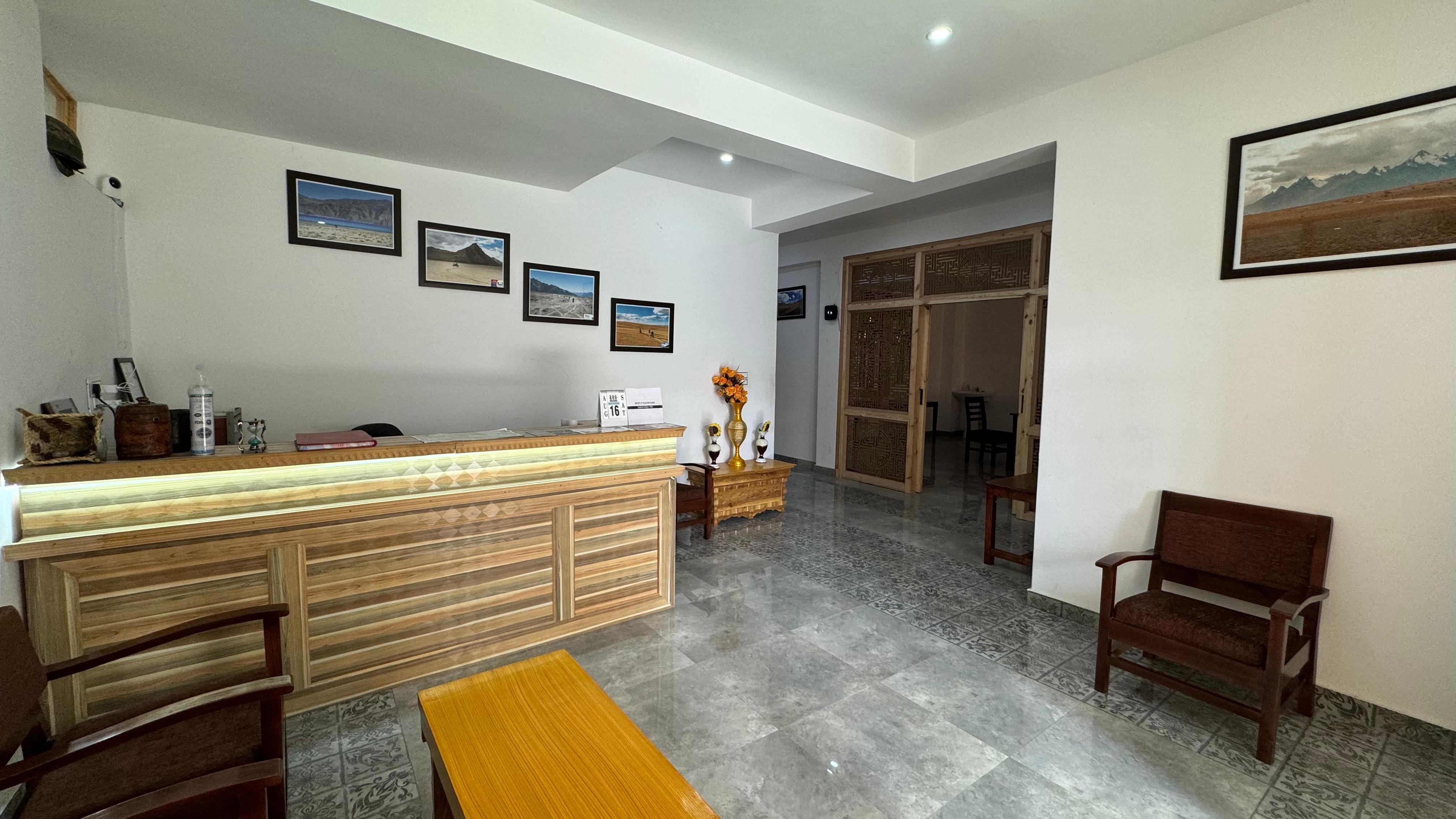 Mujoo Guest House | Walking Distance From Leh market - Tap to explore photos