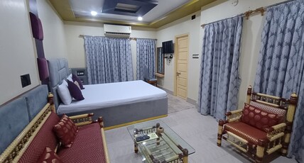 Hotel Sangam Berhampore Room Type - Bronze Suite