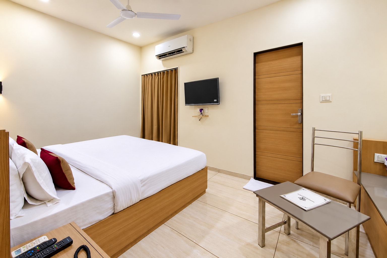 Aceotel Select Akshar Imperial, Morbi - Tap to explore photos