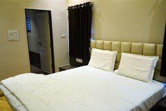 Hotel Rudra Residency