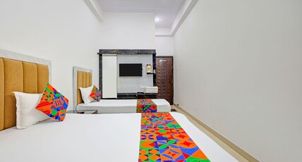 FabHotel Shri Hari Singh Dham Room Type - Premium Room