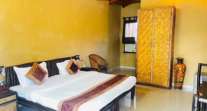 Ashoka Tiger Trail Room Type - Mud Cottage