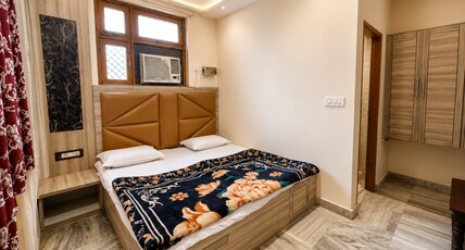 Hotel Marwari Room Type - Double Bed Room (non ac)