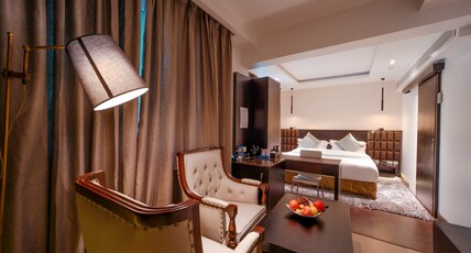 Ambara Suites Room Type - Deluxe Double AC
