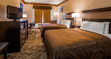 Best Western Fort Worth Inn & Suites Room Type - Suite-2 Queen Beds, Non-Smoking, Microwave And Refrigerator, Flat Screen Television, Sofabed For One