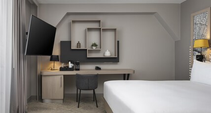 Hilton Garden Inn Paris La Villette Room Type - KING DELUXE ROOM