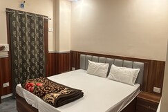 Address of Lovkush Bhavan stay 100mtr - from Ramjanam bhumi
