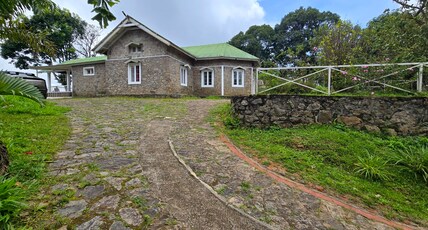 Munnar Private Bungalow by Thottom Stays| 2 BHK Room Type - Munnar Private Bungalow by Thottom Stays| 2 BHK