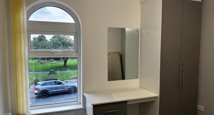 OYO Cheetham Hill Guest House Room Type - Standard Double Room - Shared