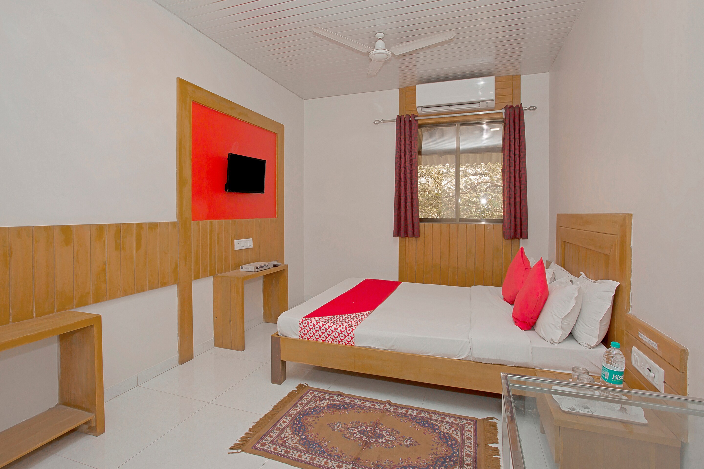 Hotel O Anuha Mumbai - Tap to explore photos