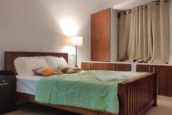 Cozy Cloud Serviced Apartments
