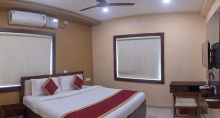 HOTEL 107 NOTOUT Room Type - Deluxe Room