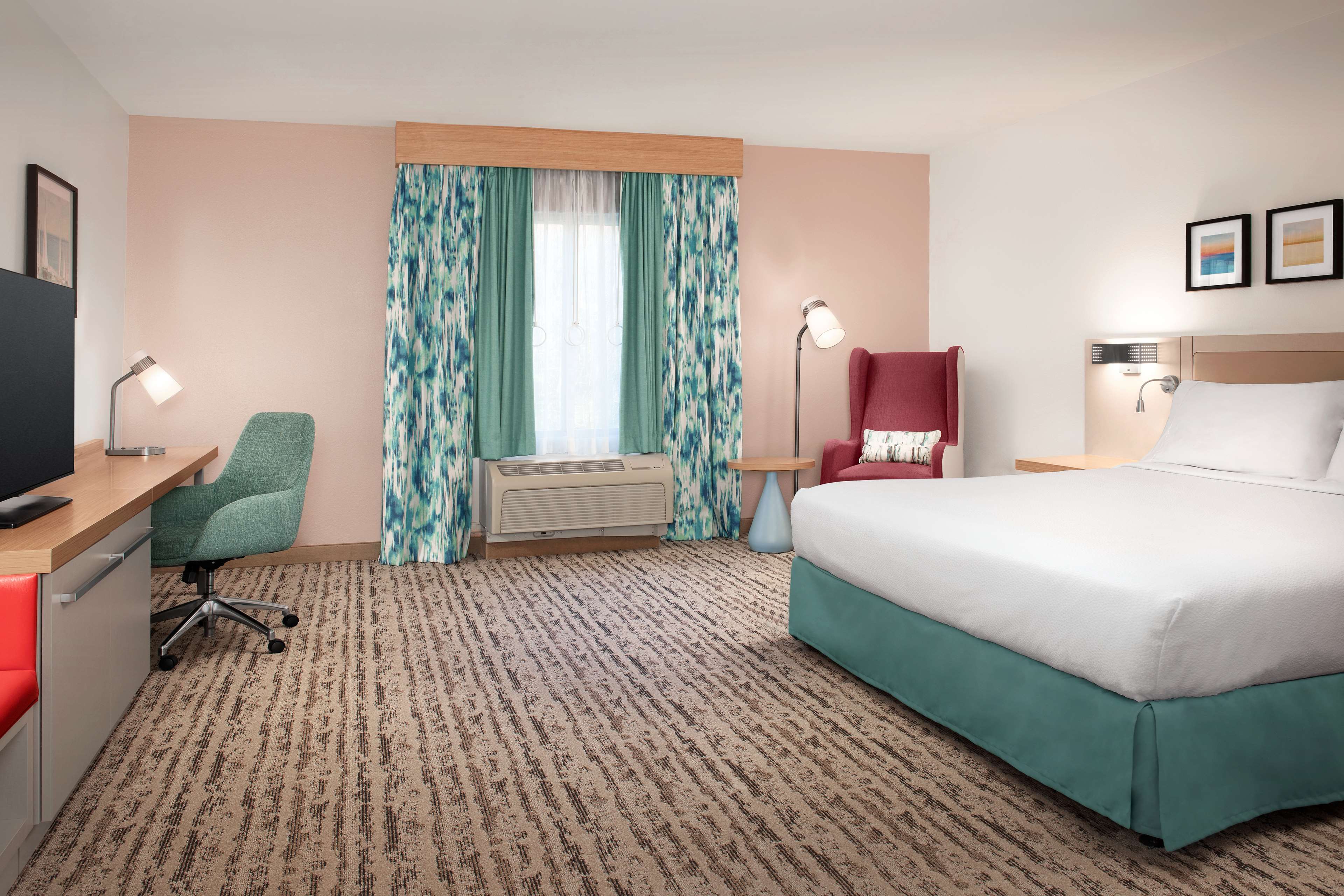 Hilton Garden Inn Solomons - Tap to explore photos