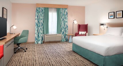 Hilton Garden Inn Solomons Room Type - 1KNG MOB HEARING ACC W TUB