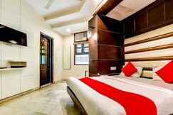 Hotel The Spot Near New Delhi Railway Station