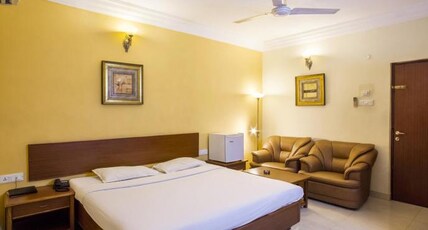 Kings Hotel Egmore Room Type - Deluxe Suite