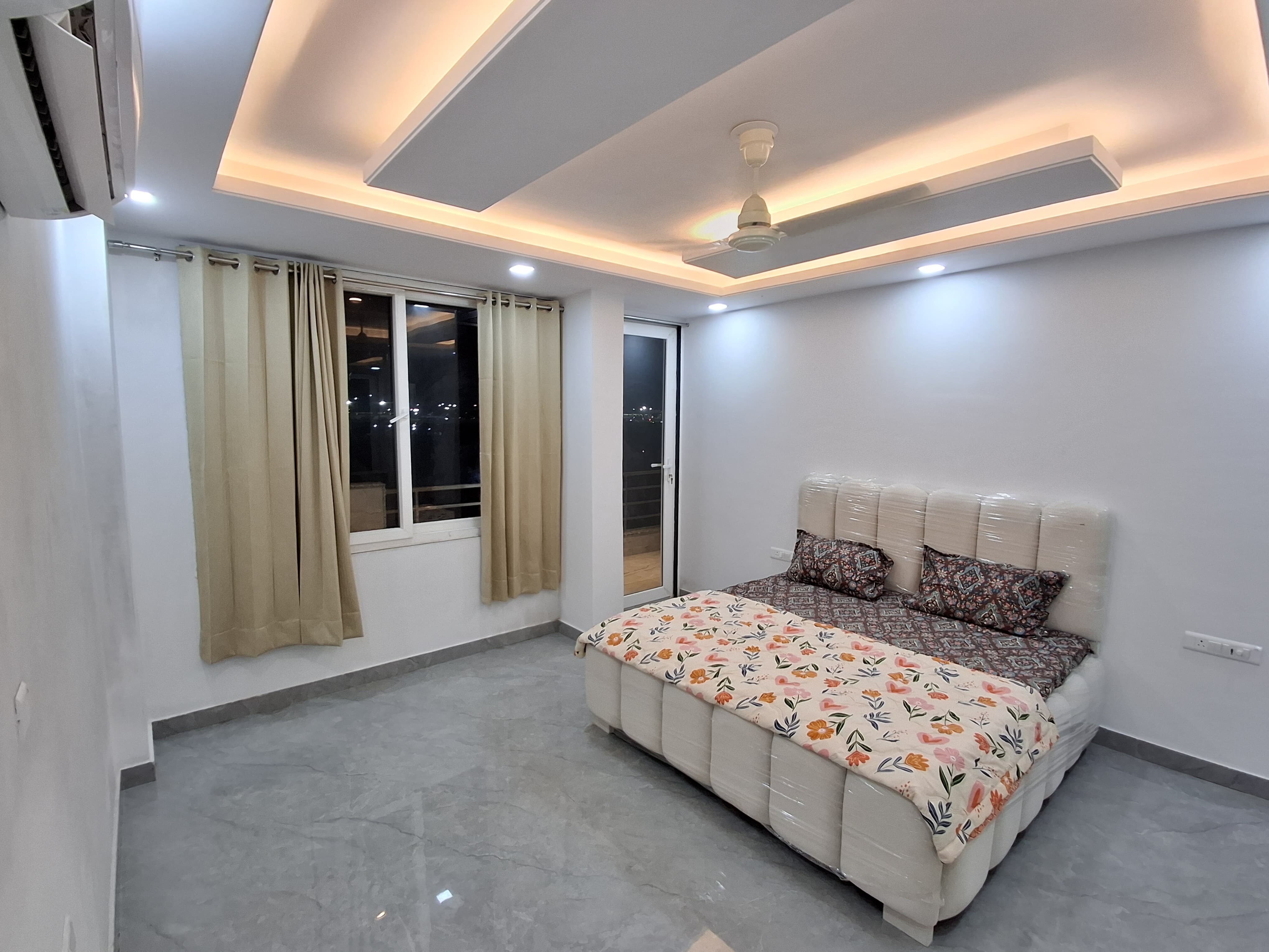 Stella Homestay 4bhk Airport View - Tap to explore photos
