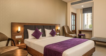 PURPLE LEAF Room Type - Premium Room