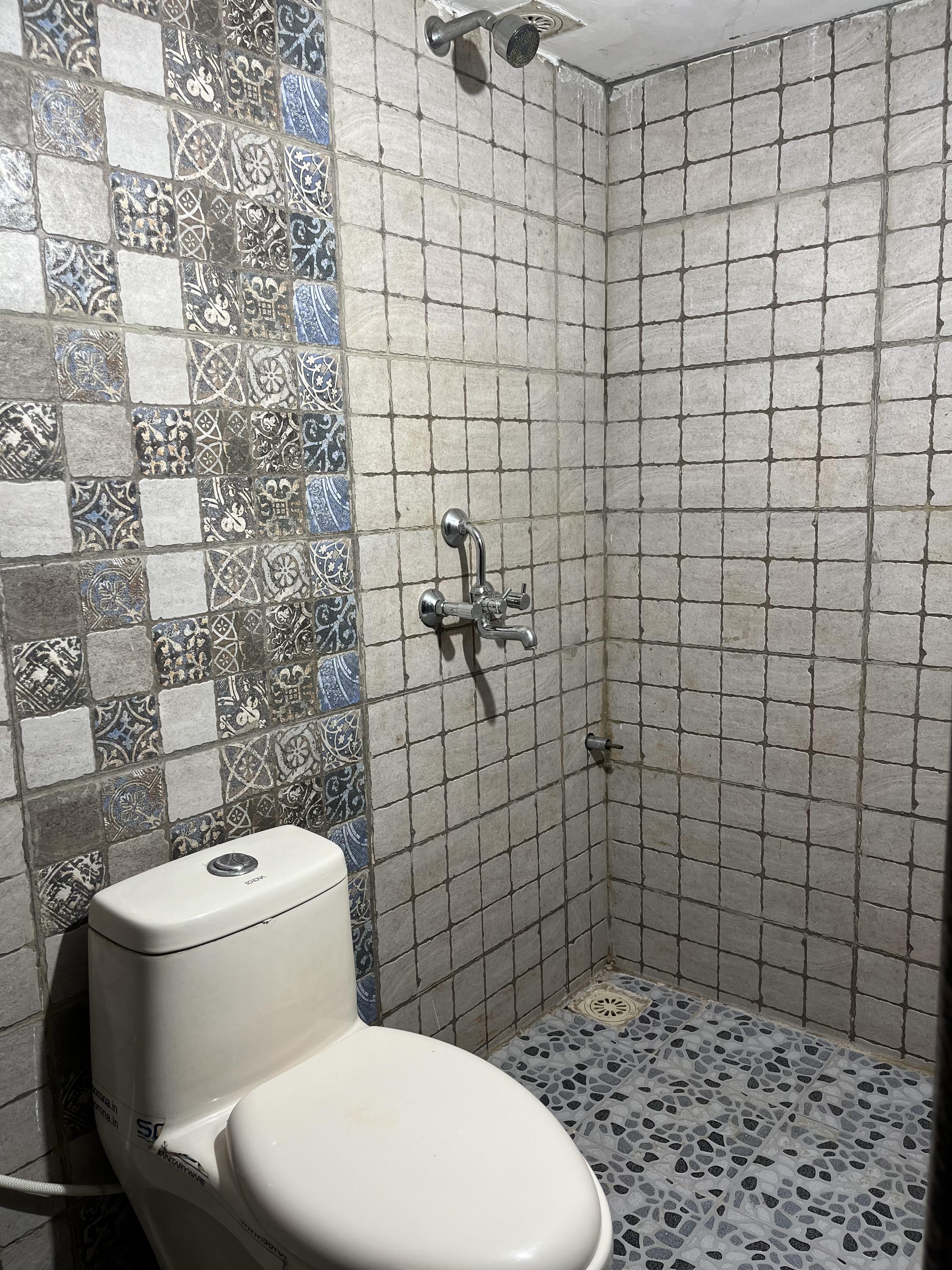 Phoenix Holiday Homes - Tap to explore photos