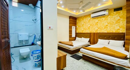 Hotel aadarsh Room Type - Bedroom 8