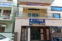 Hotel O Royal Inn