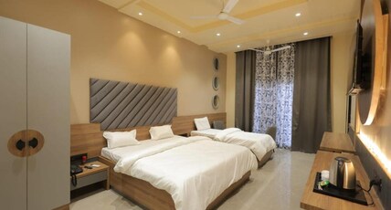 Hotel Black Harbour - A Unit of Om Shanti Inn Room Type - Royal Super Deluxe Room Hotel Black Harbour - A Unit of Om Shanti Inn Room Type - Royal Super Deluxe Room