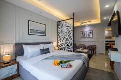 BedChambers Luxe Stay Near Medicity