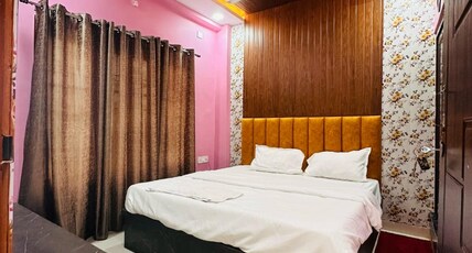 Airport Suites Room Type - Deluxe Room - AC